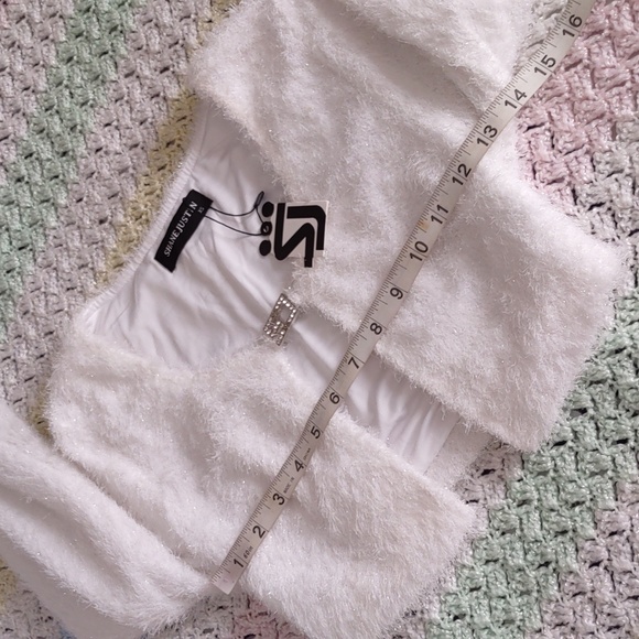 NWT Shane Justin XS Eyelash White Metallic Sparkling Snow Shrug - Picture 8 of 15